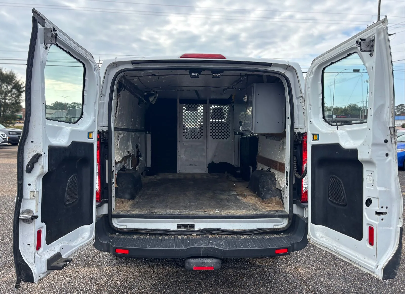 2016 Ford Transit Base - Photo 17