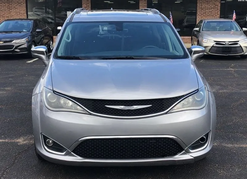 Vehicle Image 2