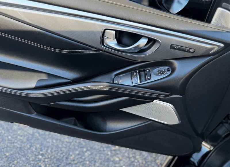 2018 INFINITI Q60 Coupe LUXE - Photo 10