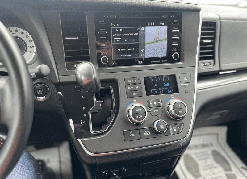 2020 Toyota Sienna SE Premium - Photo 16