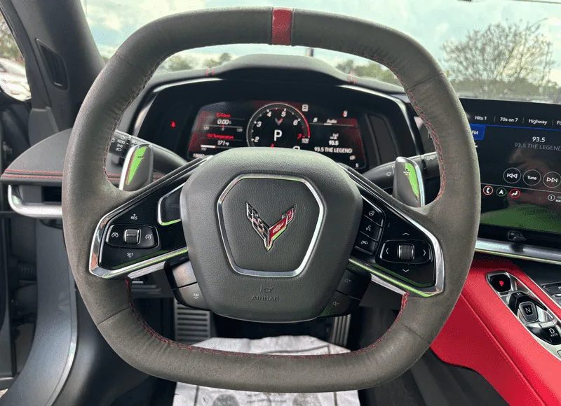 2023 Chevrolet Corvette 2LT - Photo 8