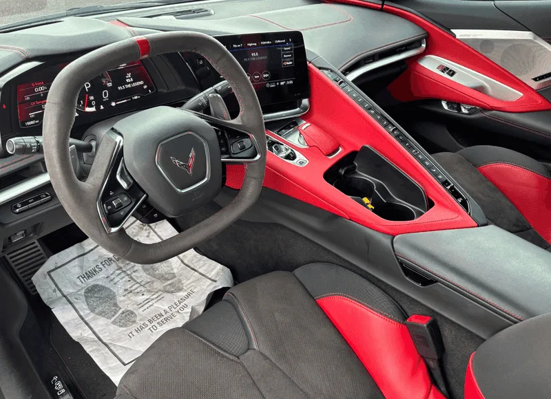2023 Chevrolet Corvette 2LT - Photo 10