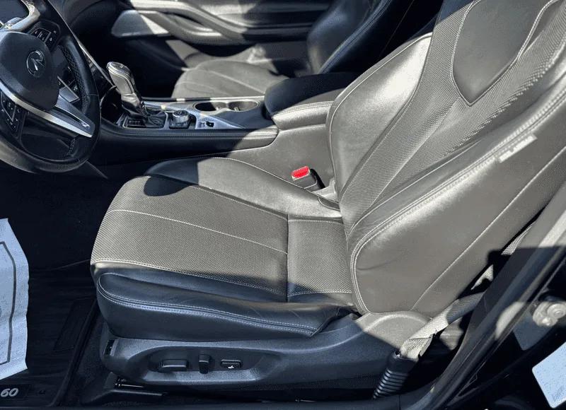 2018 INFINITI Q60 Coupe LUXE - Photo 8