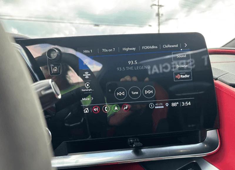 2023 Chevrolet Corvette 2LT - Photo 11